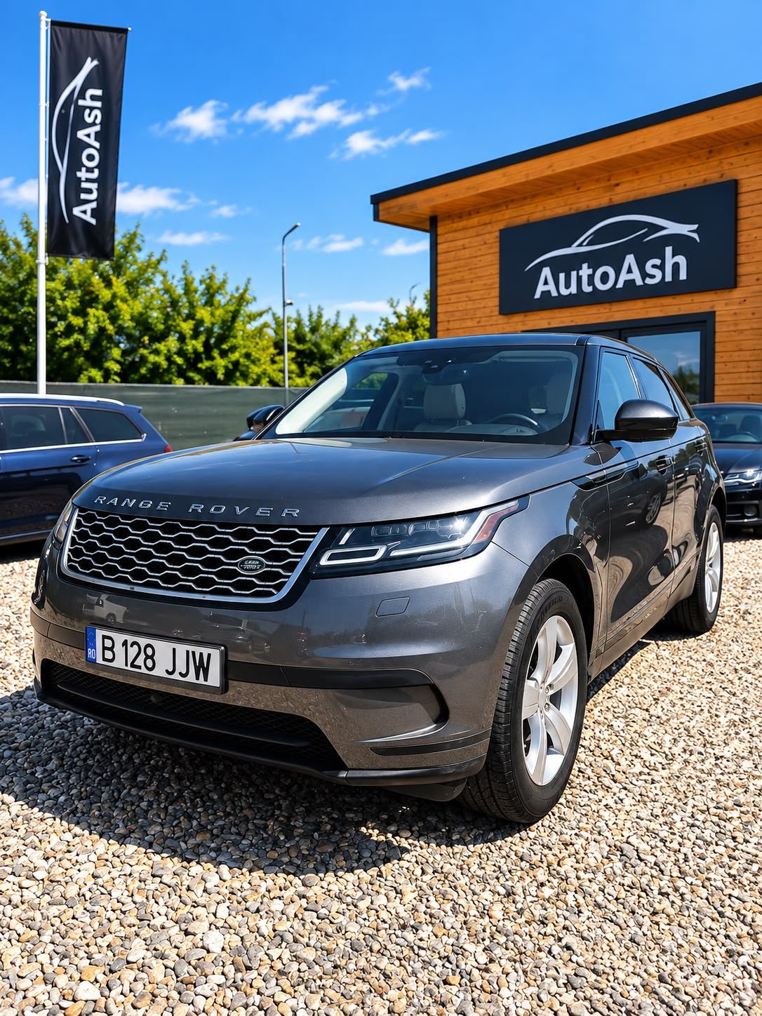Range Rover Velar 2.0 Benzină disponibil la AUTOASH Buftea