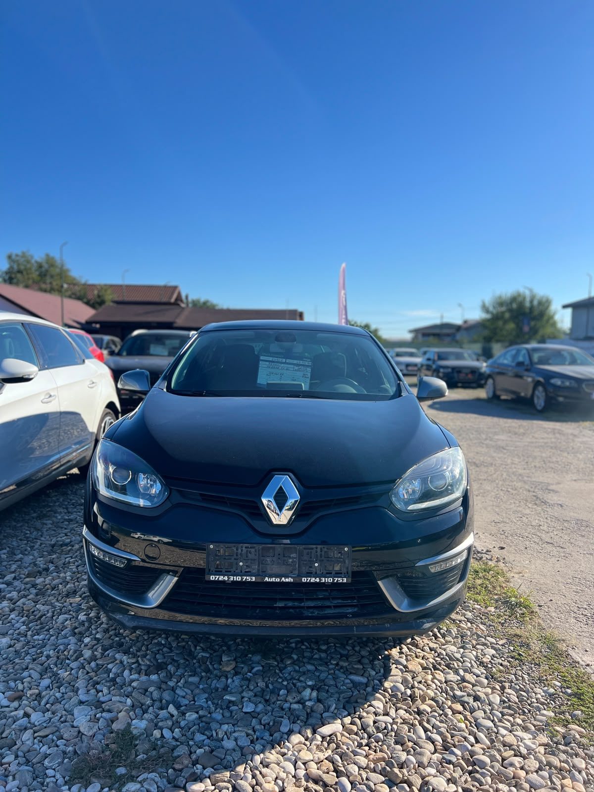 Renault Mégane 1.5 dCi — fotografia 1 din 9